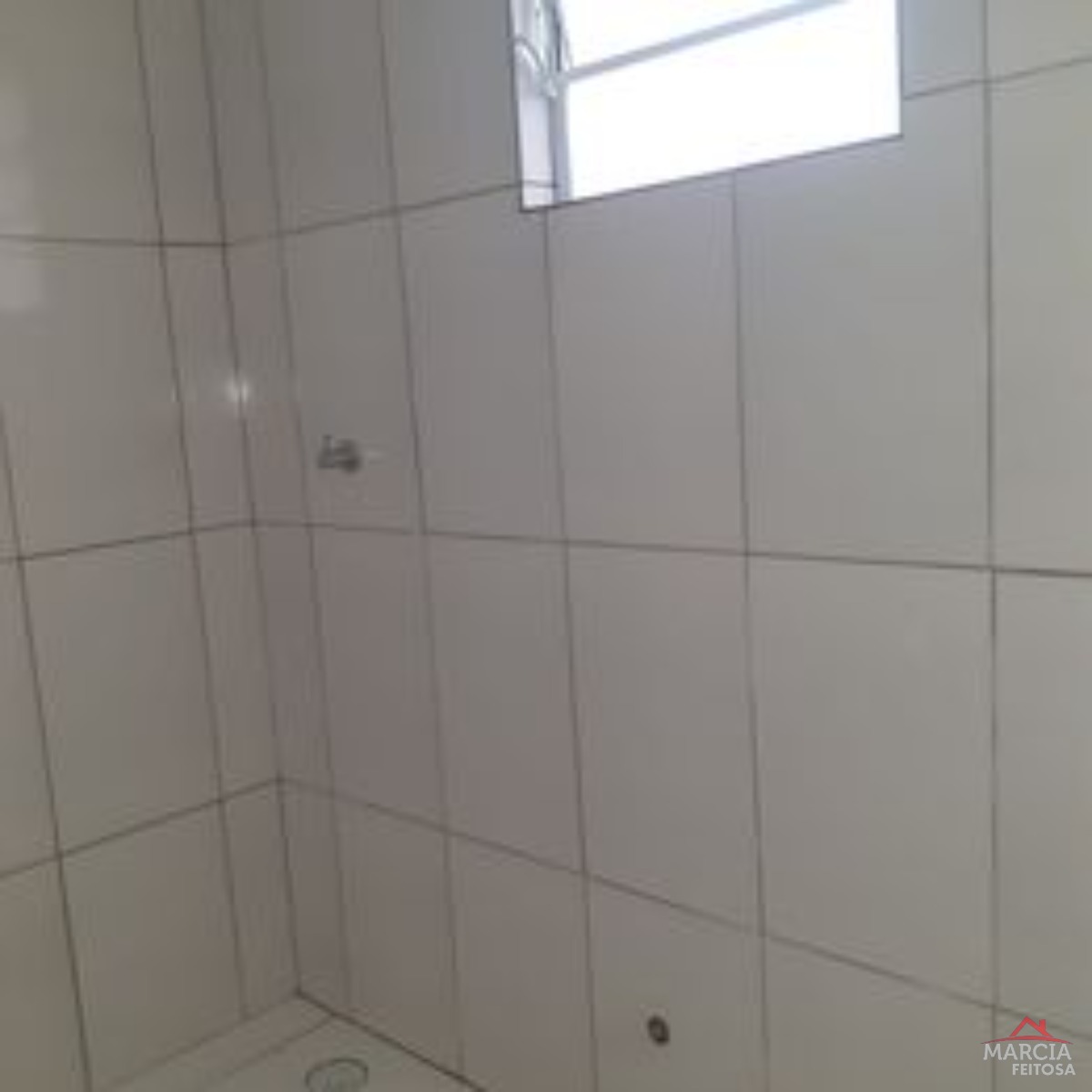 Casa à venda com 2 quartos, 60m² - Foto 10