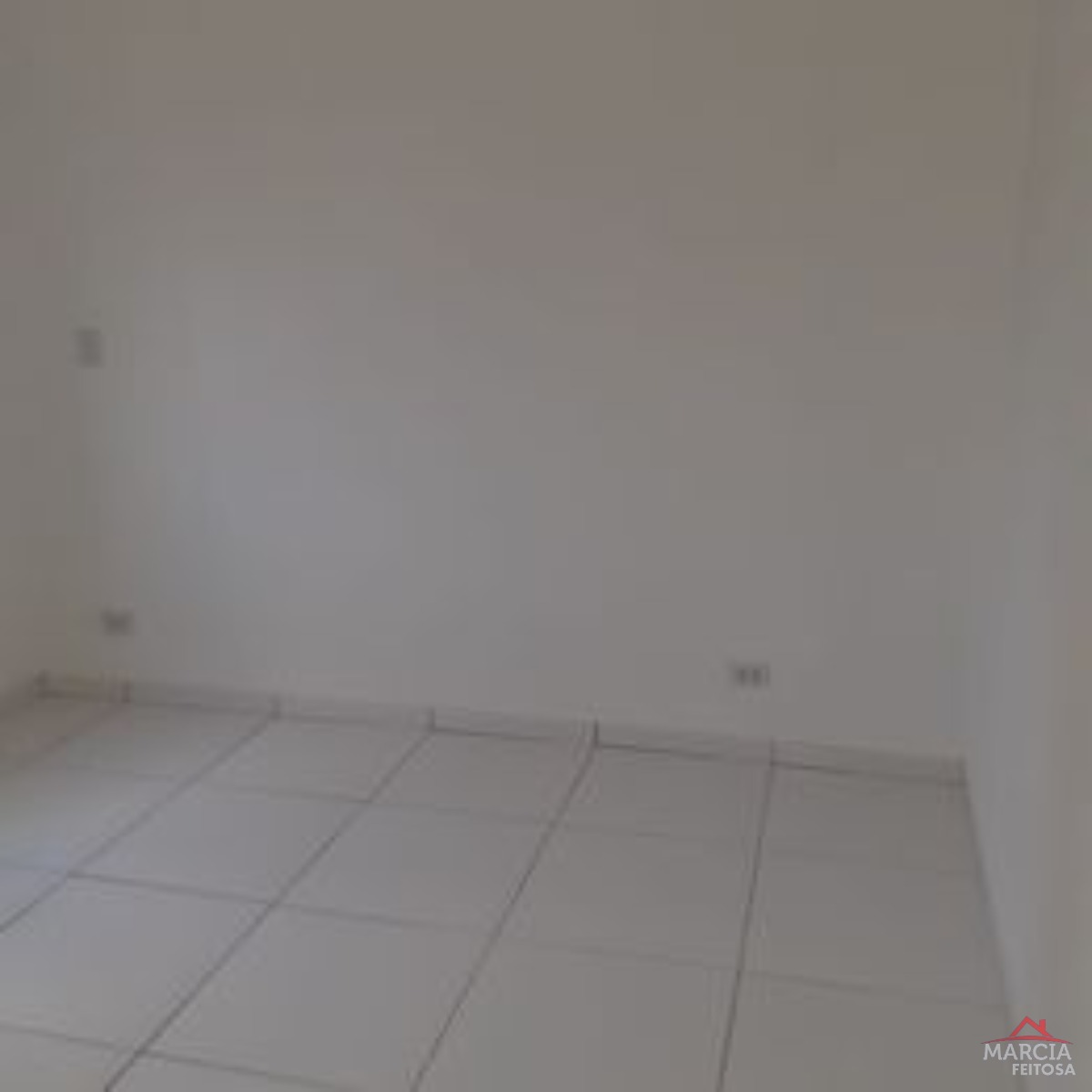 Casa à venda com 2 quartos, 60m² - Foto 11