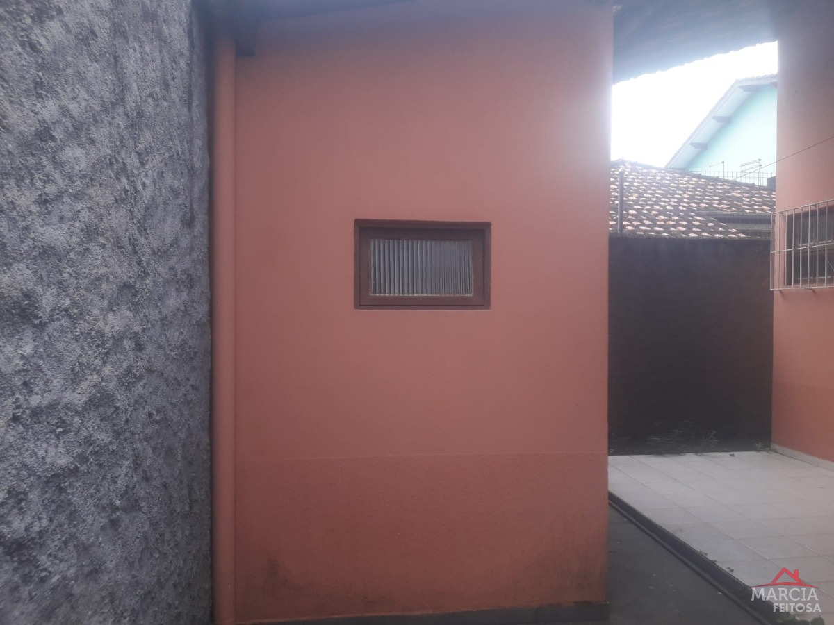 Casa à venda com 2 quartos, 150m² - Foto 14