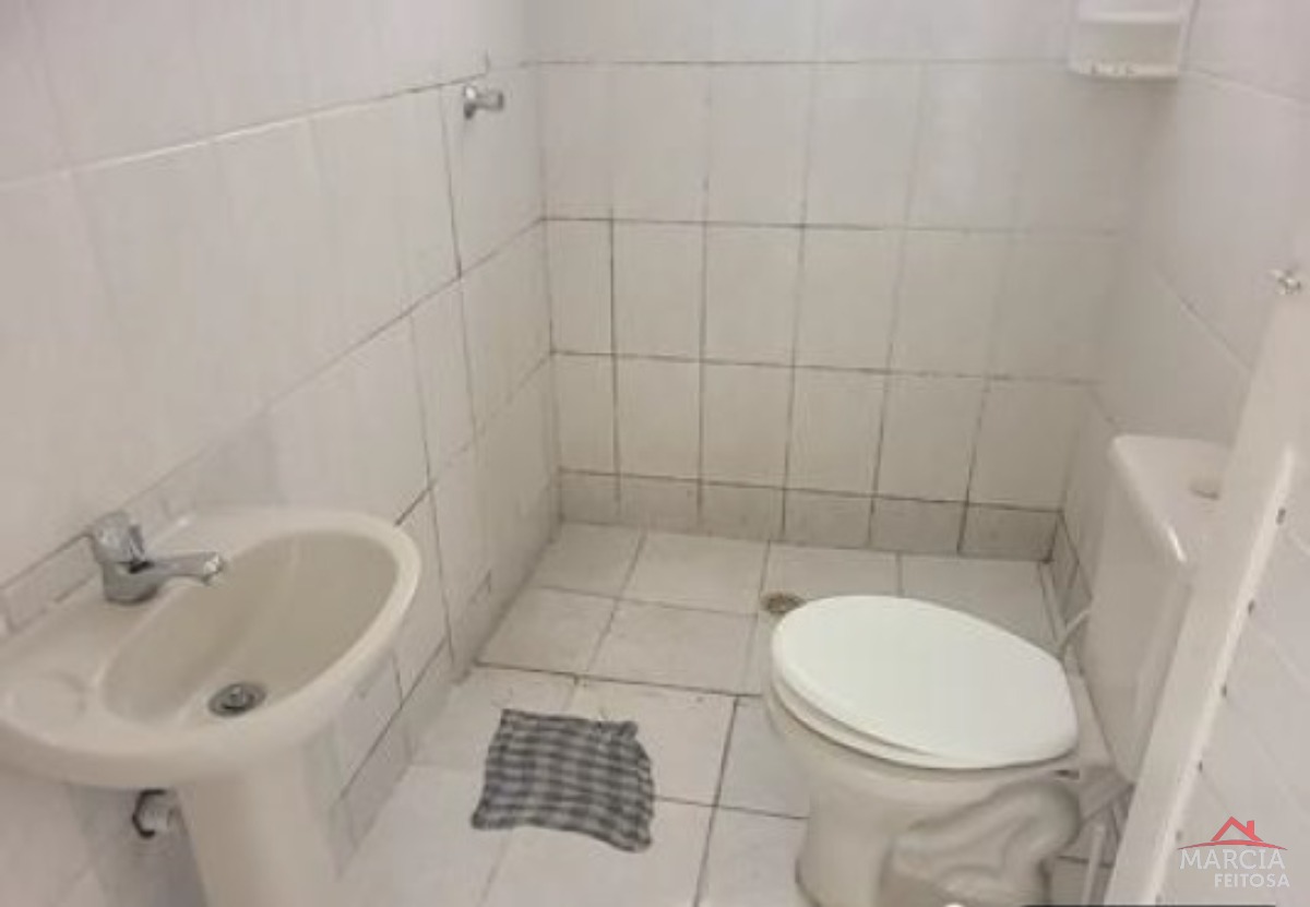 Casa à venda com 4 quartos, 150m² - Foto 12