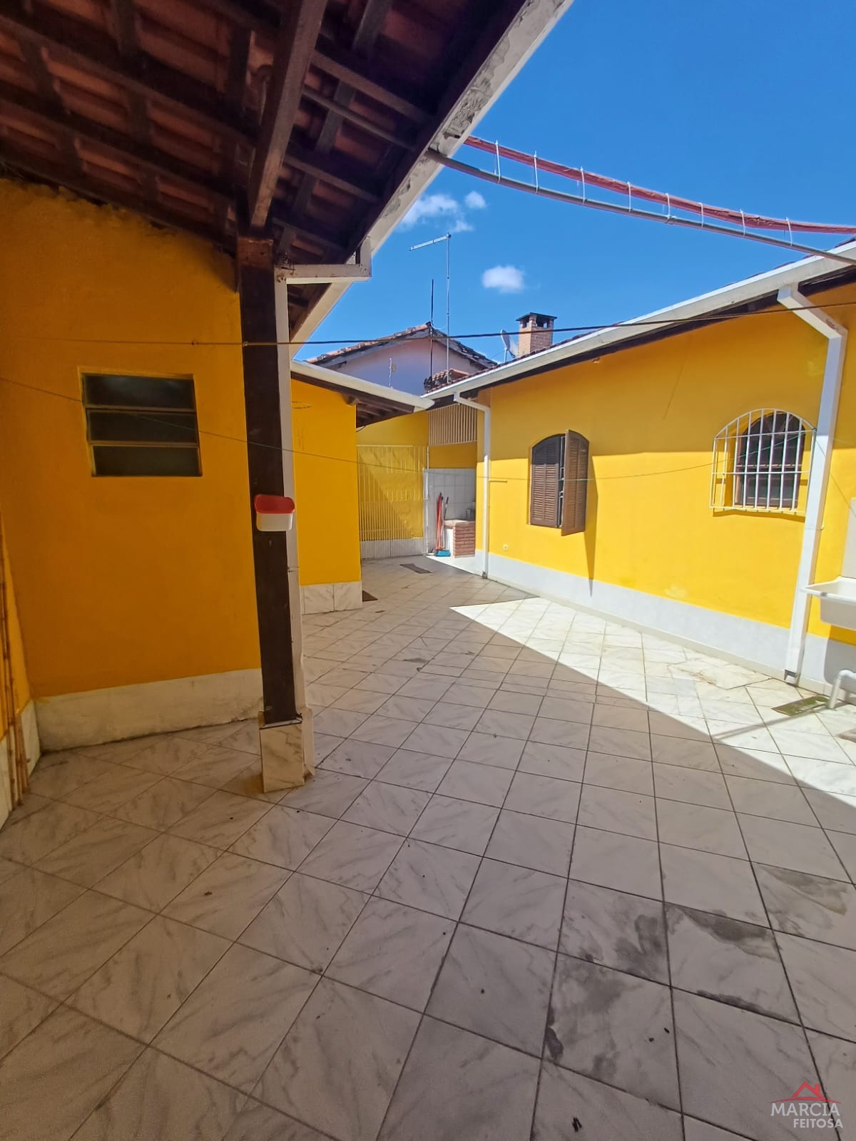 Casa à venda com 3 quartos, 200m² - Foto 23